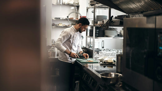Pourquoi les couteaux de cuisine japonais sont prisés des chefs ?